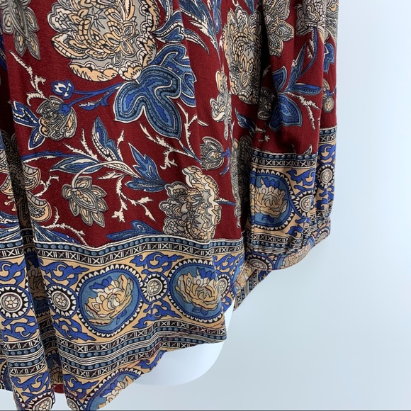 Lucky Brand women’s floral knit shirt, red/blue, medium - Picture 7 of 9